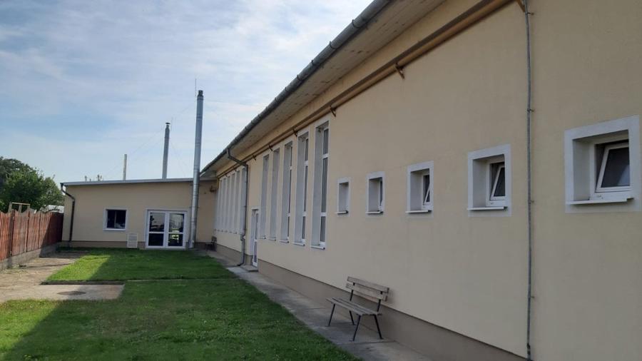 Cladire P+1, 1600mp utili cu teren aferent in localiatea Carei - 3
