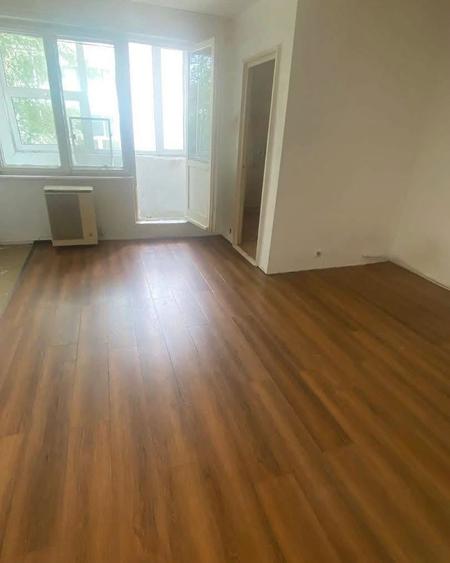 Garsonieră în Periferie