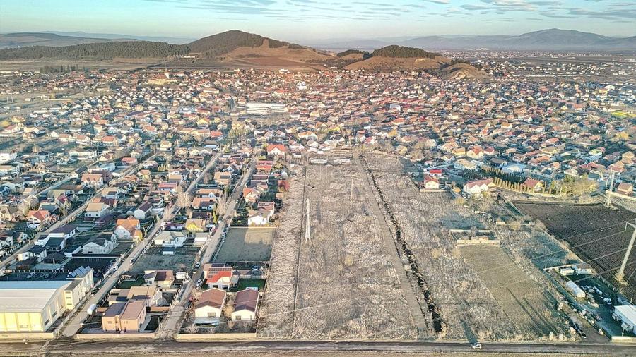 Teren Construcții intravilan de 19000 mp, în Sânpetru