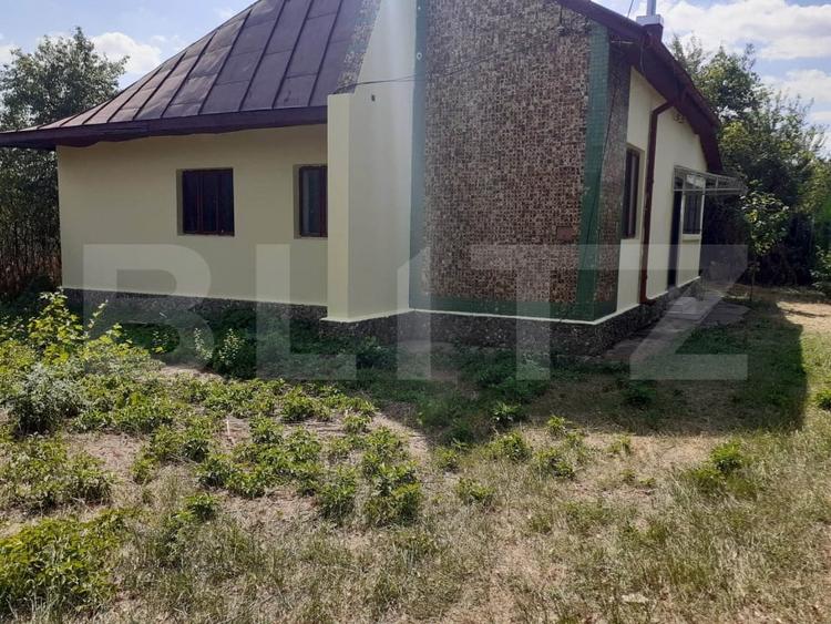 Casă individuală cu 3 camere cu Canalizare în Mircea Vodă