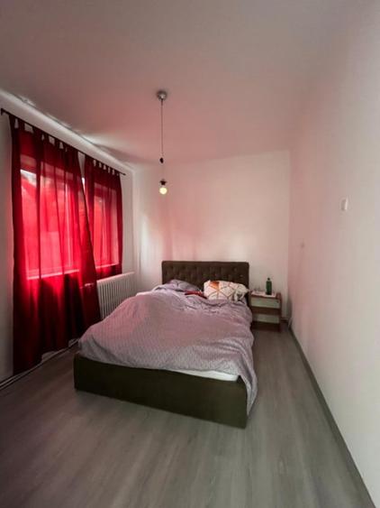 Apartament 3 camere 160 mp | beci 80 mp | gradina 160 mp | z - 8