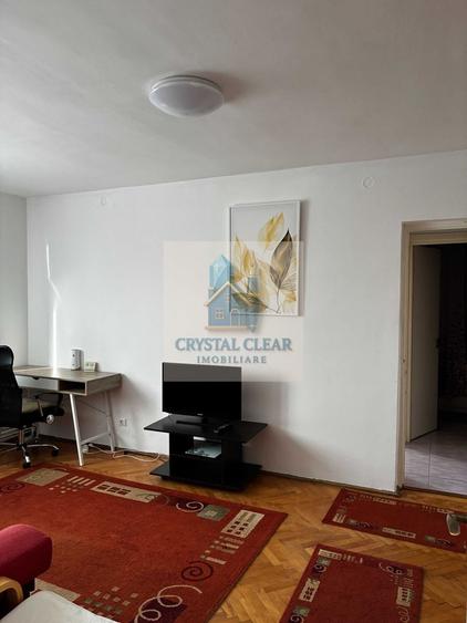 Apartament cu 2 camere semidecomandat în Cornișa