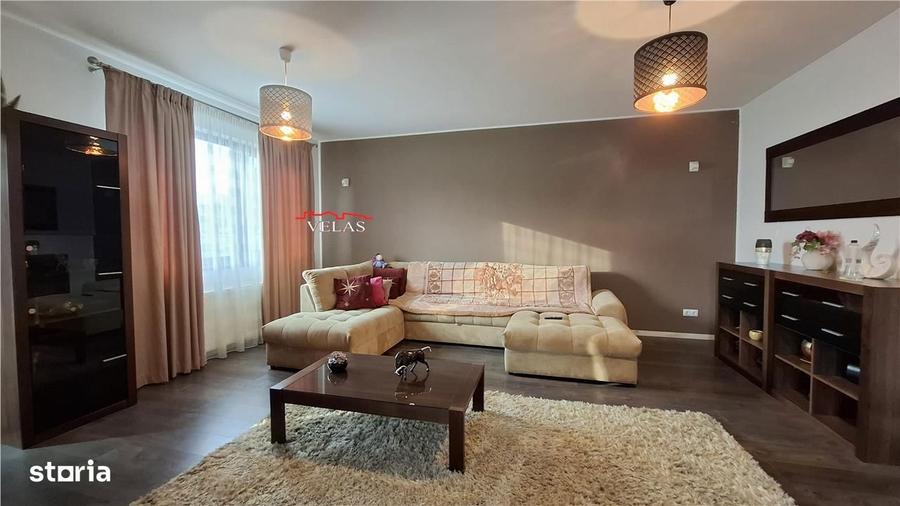 Casă cu 6 camere cu Teren 507 Mp în Central