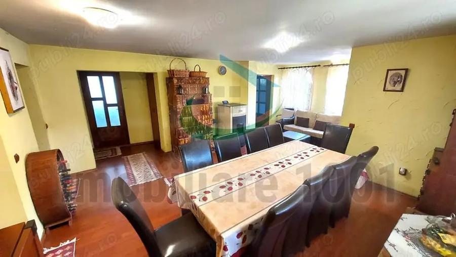 Casă cu 4 camere cu Teren 2431 Mp în Curtuiușu Mare