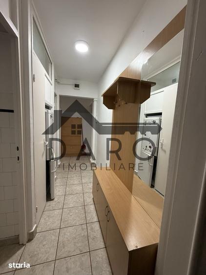 Apartament cu 3 camere în 22 Decembrie 1989