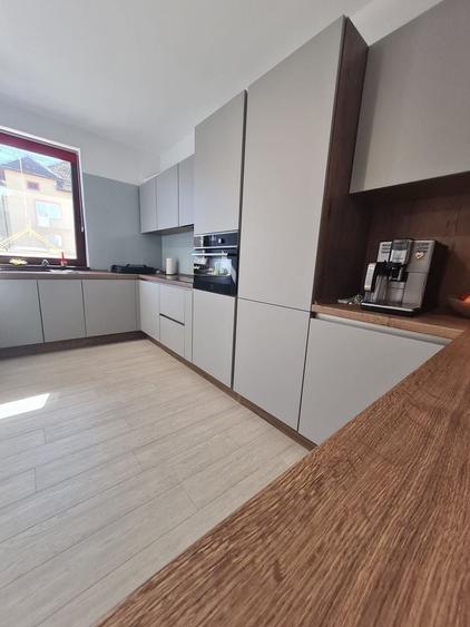 Duplex cu 3 camere cu Piscina în Chișoda