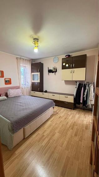 Apartament cu 3 camere decomandat în George Enescu