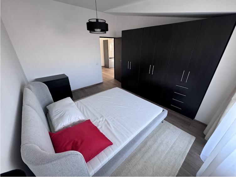 Apartament cu 2 camere semidecomandat, mobilat în Bucureștii Noi