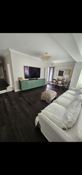 Apartament cu 3 camere decomandat în Chitila