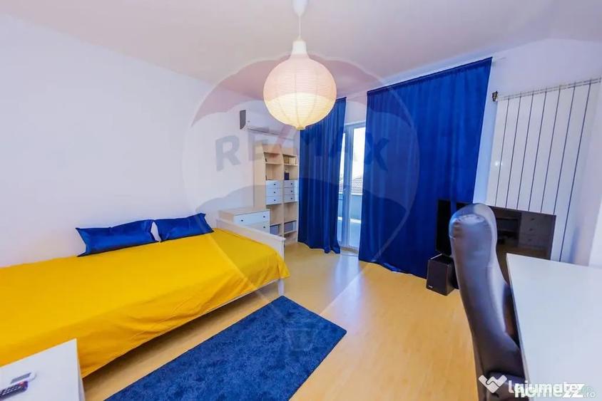 Casă cu 5 camere cu Teren 600 Mp în Central