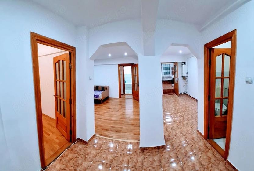 Apartament cu 3 camere decomandat în Fălticeni
