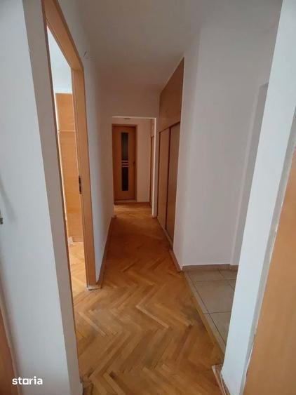 Apartament cu 4 camere decomandat în Gheorgheni