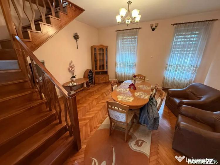 Casă cu 3 camere cu Teren 216 Mp în Orașul Vechi