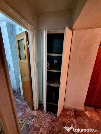Apartament cu 3 camere decomandat în Ultracentral