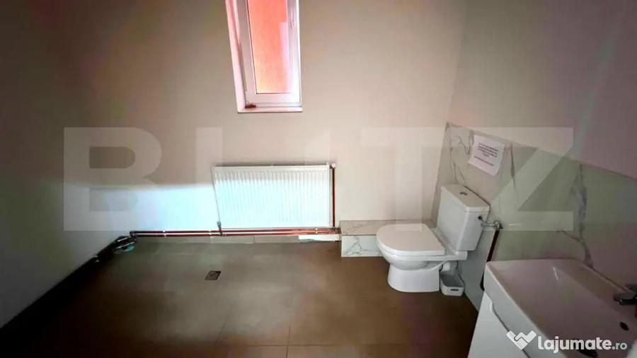 Spațiu comercial, de 180 mp, în Central