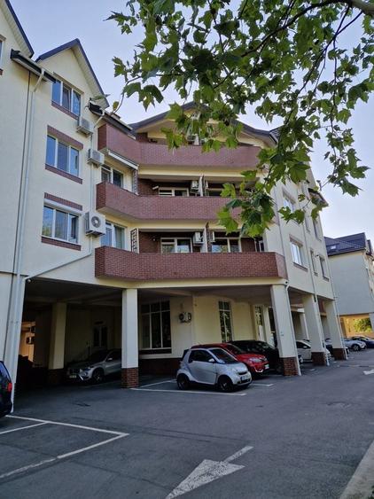 Garsonieră decomandată în Drumul Taberei