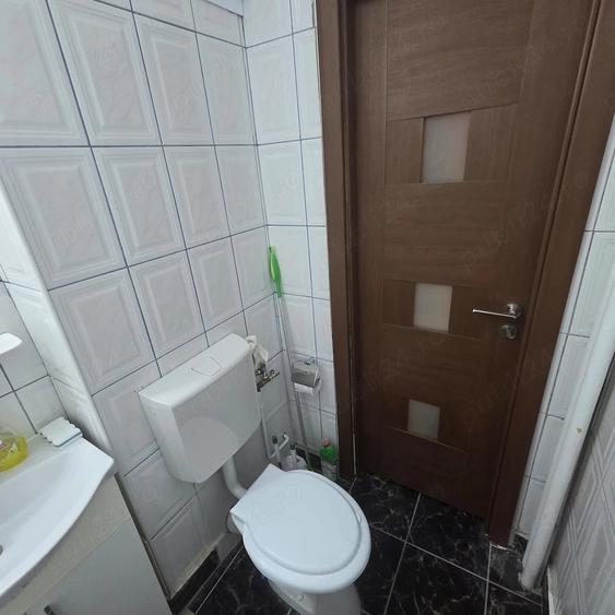 Garsonieră semidecomandată în Titan