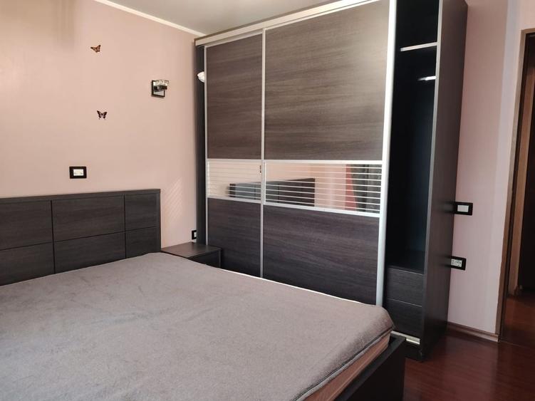 Inchiriez apartament  camere Tiglina 1. - 5