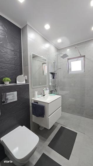 Apartament cu 2 camere decomandat în Vitrometan