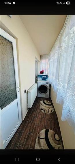 Apartament cu 3 camere decomandat, mobilat în Astra