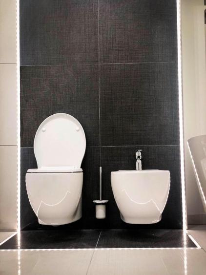 Apartament cu 2 camere decomandat în Calea București