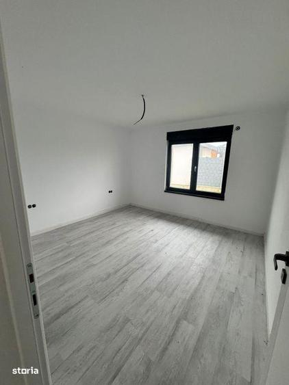 Casa individuala de vanzare 131 mp construiti, teren 6 ari - 5