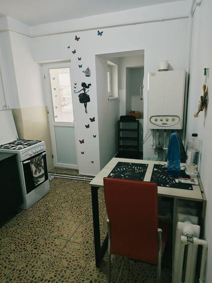 Garsonieră decomandată în Energiei