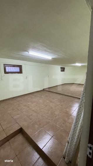 Casă cu 4 camere în Central