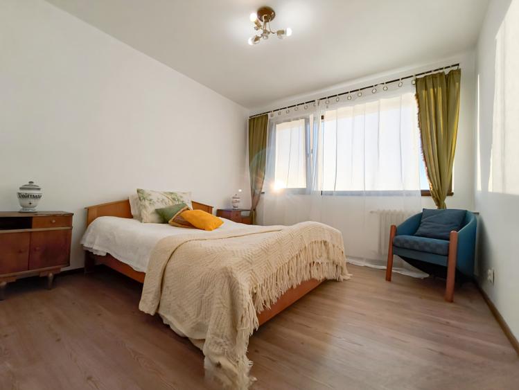 Apartament cu 2 camere semidecomandat în Mărășești