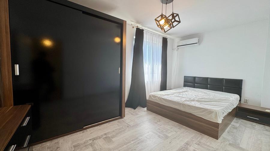 Apartament cu 3 camere semidecomandat, mobilat în Otopeni