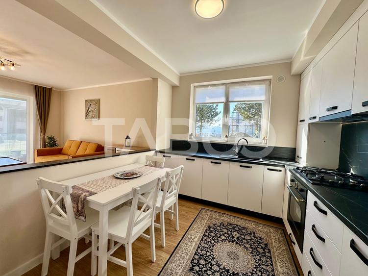 Apartament cu 2 camere decomandat, mobilat în Industrial Vest