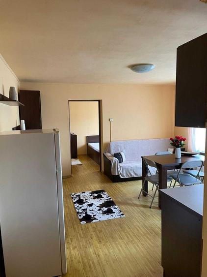 Vand ap cu 2 camere, zona f buna si linistita! - 1
