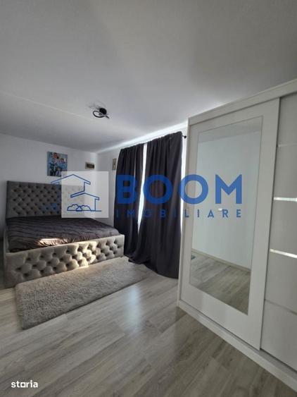 Casă cu 3 camere decomandat în Dângești