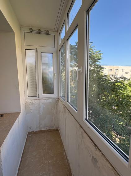 Apartament cu 3 camere decomandat în Ozana