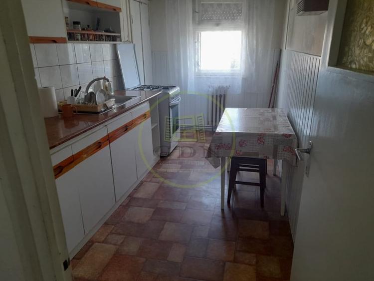 Apartament cu 3 camere decomandat, mobilat în Făgăraș