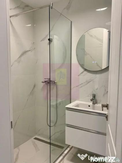 Apartament cu 3 camere decomandat în Armeneasca