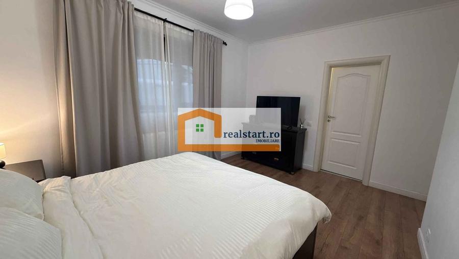 Apartament cu 4 camere decomandat, mobilat în Băneasa