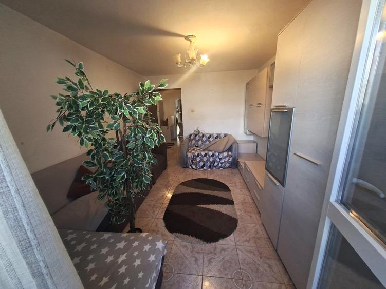 Apartament cu 2 camere decomandat în Colentina