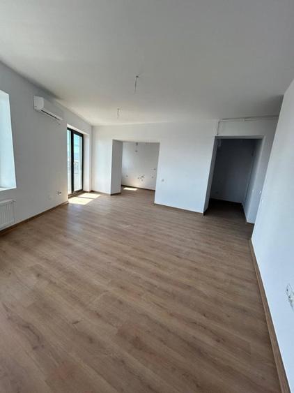 Apartament cu 3 camere decomandat în Nord