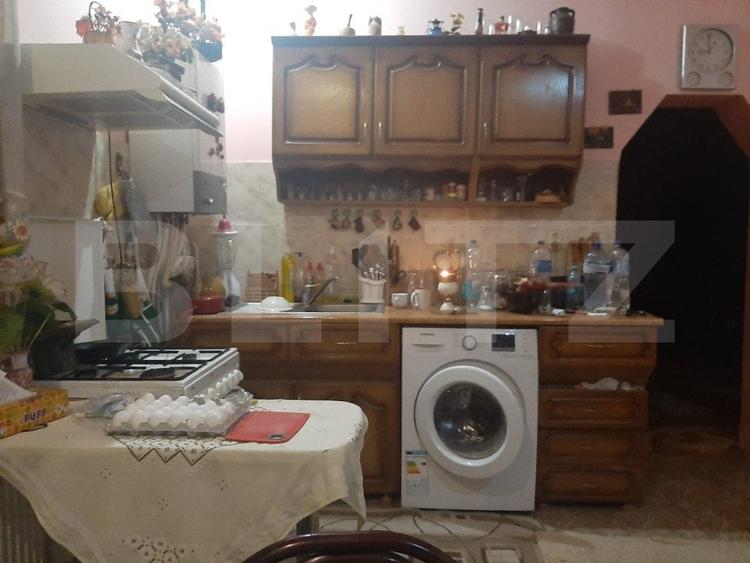 Casă individuală cu 4 camere cu Canalizare în Exterior Est