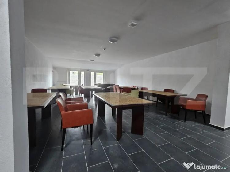 Casă cu 21 camere cu Teren 600 Mp în Dumbrăvița