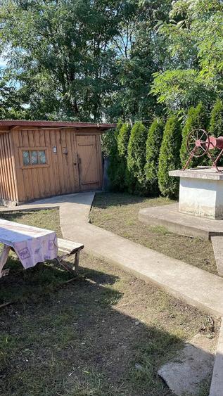 Casă cu Teren 1800 Mp în Smârdan