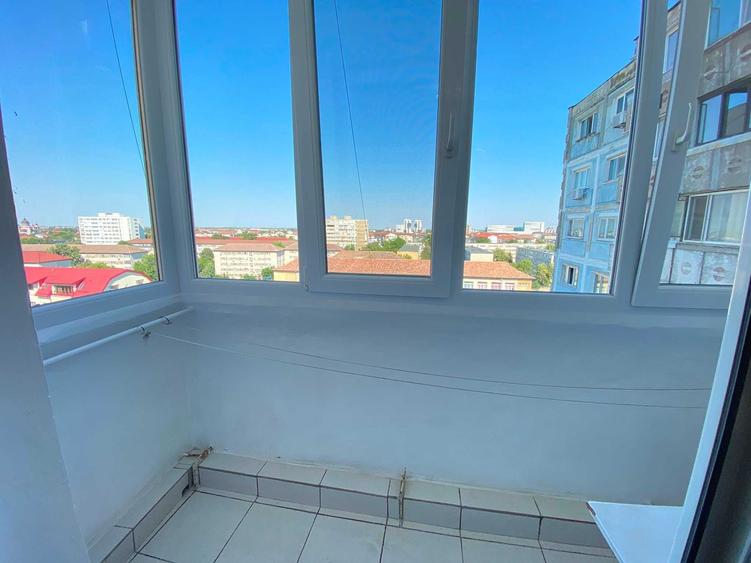 Apartament cu 3 camere decomandat în Dacia