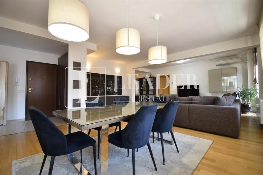 Apartament cu 4 camere semidecomandat, mobilat în Herăstrău — fotografia 2