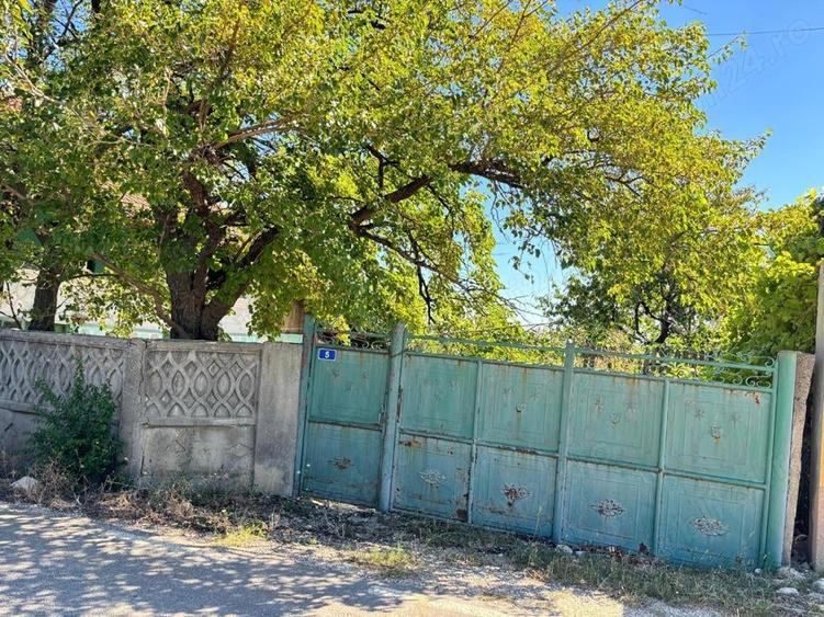 Teren de 3974 mp, în Breznița-Ocol