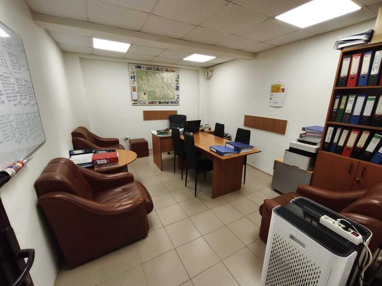 Spațiu comercial, de 60 mp, în Central