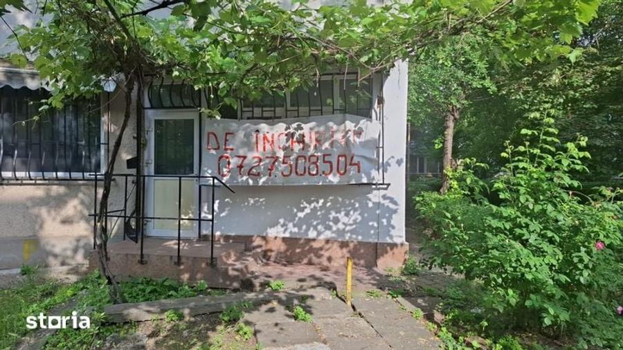 Apartament cu 3 camere în Râmnicelu