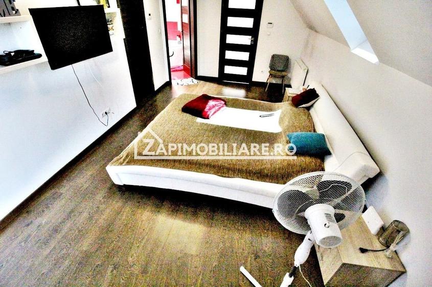Casă individuală cu 6 camere cu Canalizare în Gheorghe Doja
