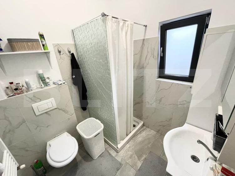 Apartament cu 2 camere semidecomandat, mobilat în Ipotești