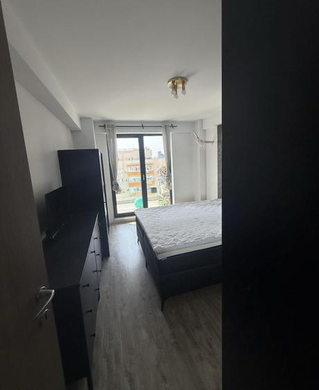 Apartament cu 2 camere semidecomandat în Timpuri Noi